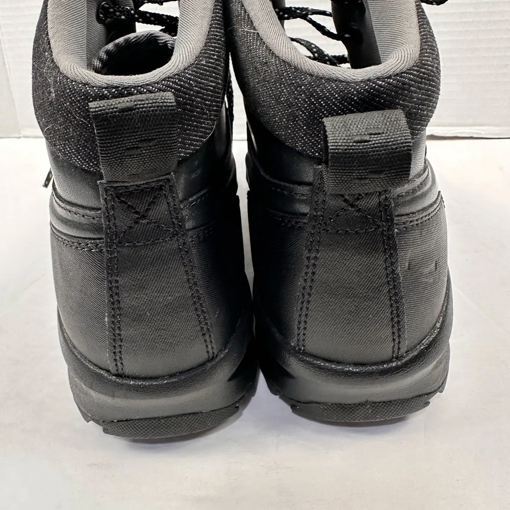 Nike Mano Leather SE Boot Sz 8.5